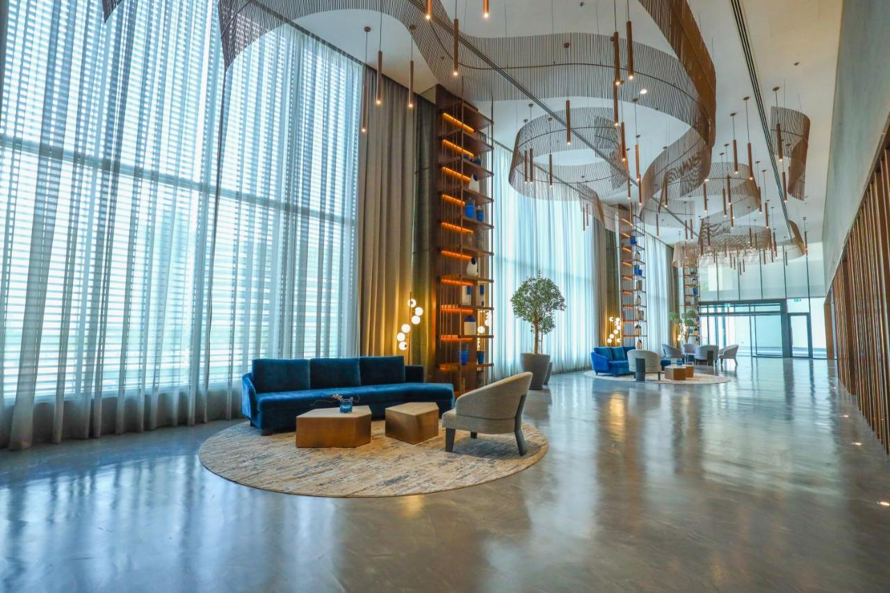 Charthouse Bahrain Hotel มานามา ภายนอก รูปภาพ The lobby of the hotel